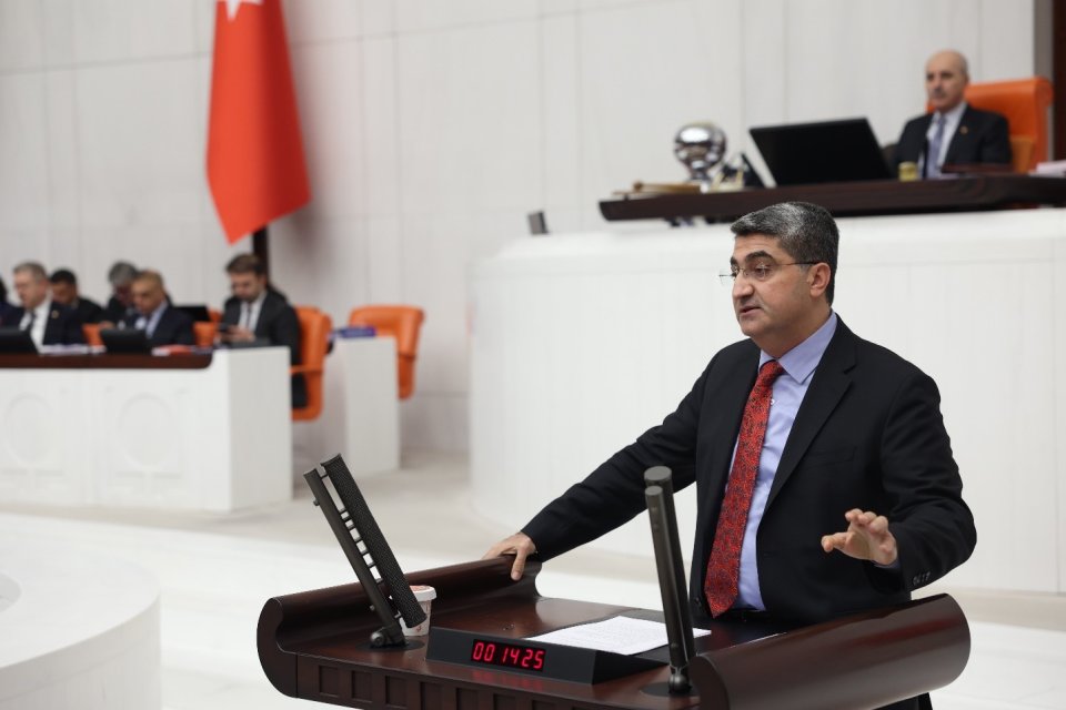 EKMEN: Çocukların silaha erişimi endişe verici