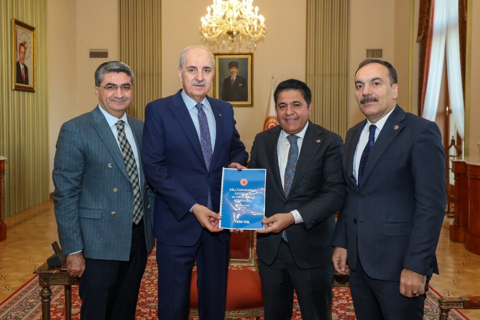 EKMEN: Sürecin heba edilmemesi gerekiyor