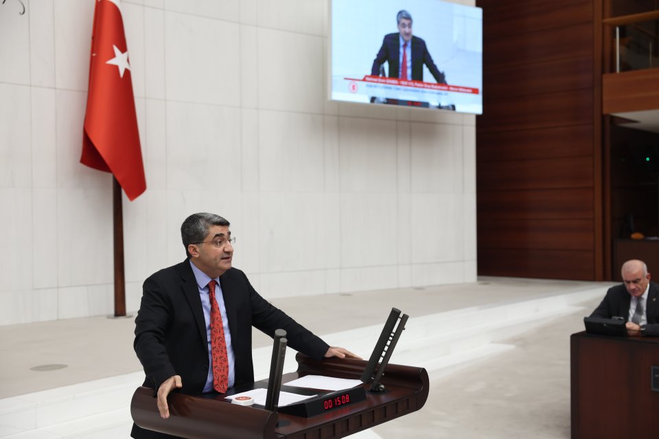 EKMEN: Yargı üzerinden siyasi alanı şekillendirme girişimleri doğru değil