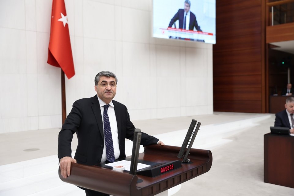 EKMEN: Yeşilovacık’a kıymayın