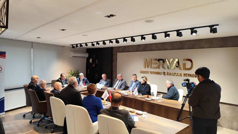 Mersin Yatırımcı İş İnsanlar Derneği (MERYAD) Yönetim Kurulu Başkanı Sayın Hasan Hüseyin İpek ve yönetimi ile bir araya geldik