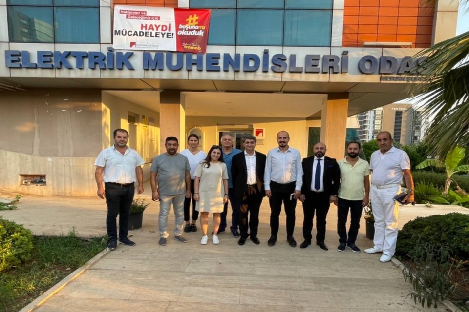 TMMOB bileşeni Elektrik Mühendisleri Odası Başkanı Doç.Dr. Alkan Alkaya ve yönetimini ziyaret ettik.